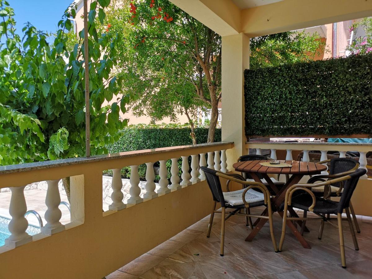 Apartments With A Swimming Pool Banjol, Rab - 11382 Экстерьер фото