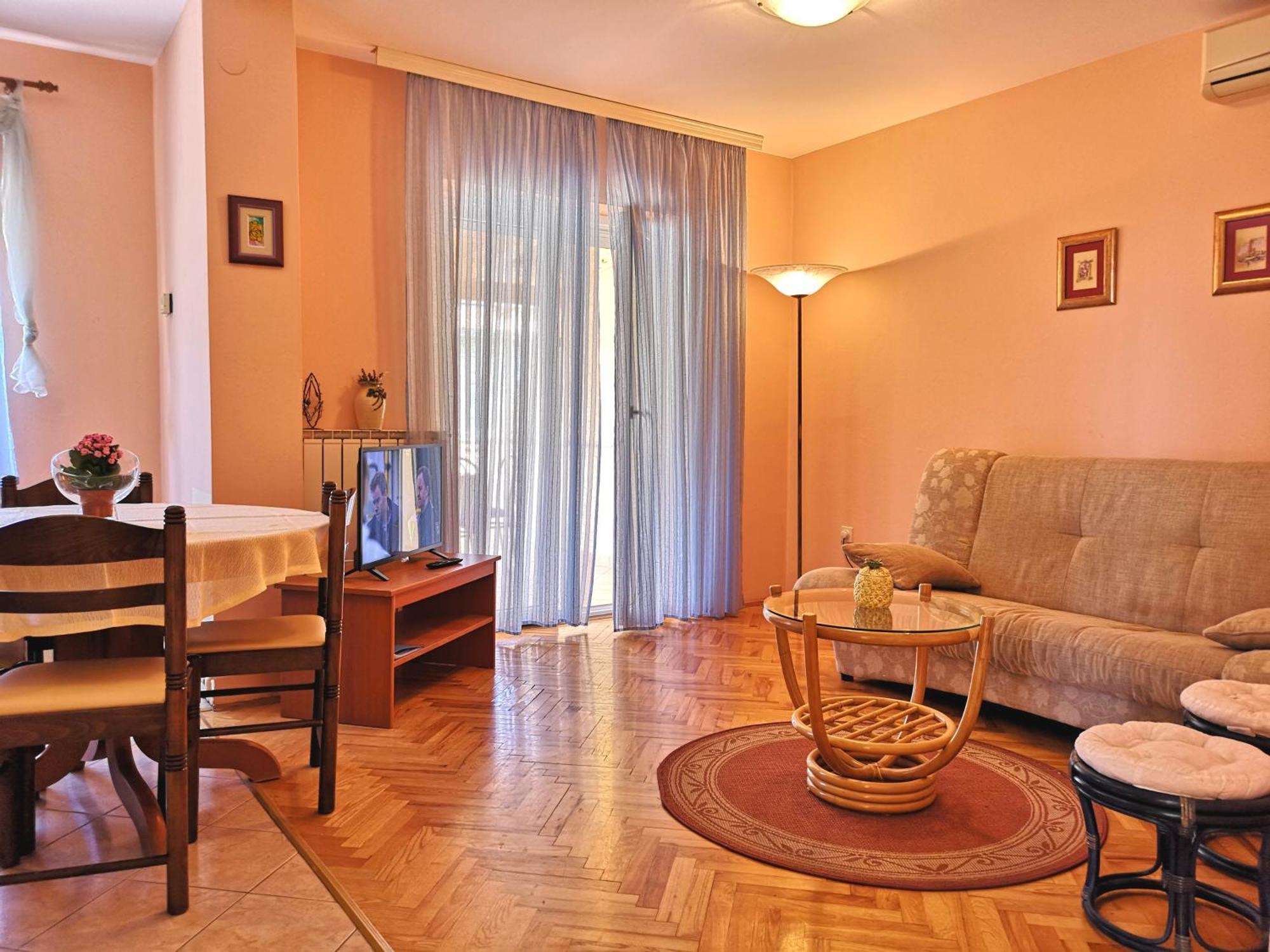Apartments With A Swimming Pool Banjol, Rab - 11382 Номер фото